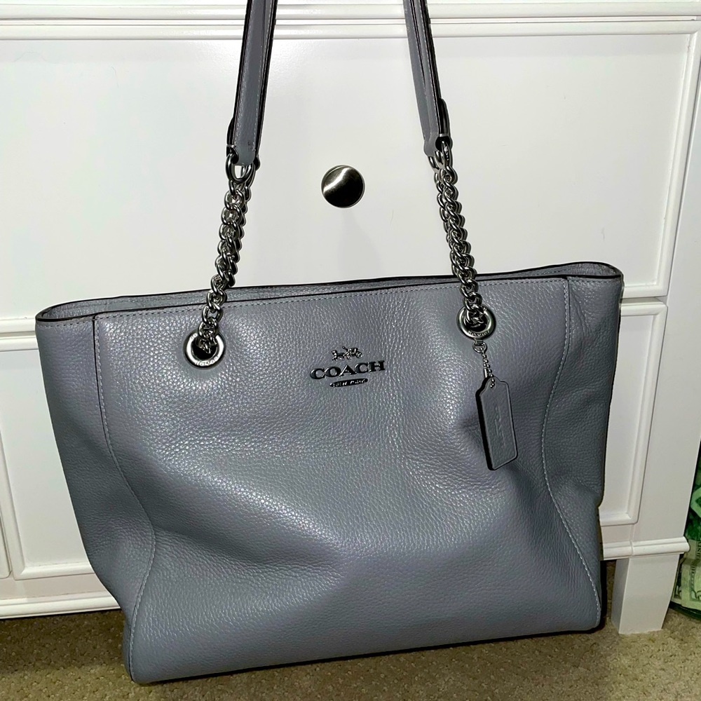 Coach Tote (Like New Condition)